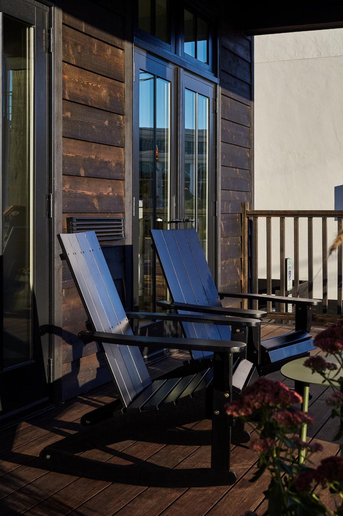Lokal Hotel Кеп-Мей Номер фото