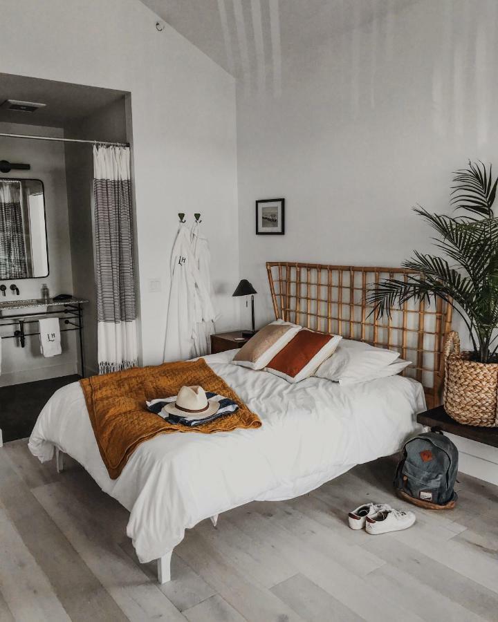 Lokal Hotel Кеп-Мей Екстер'єр фото