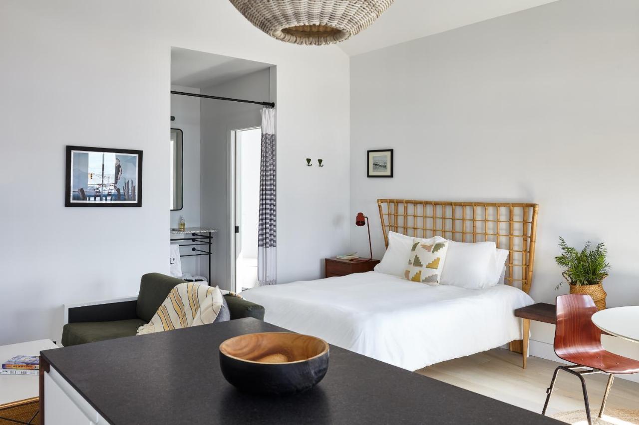Lokal Hotel Кеп-Мей Екстер'єр фото