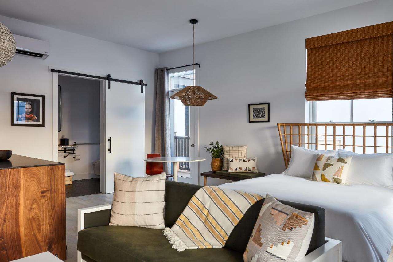 Lokal Hotel Кеп-Мей Екстер'єр фото