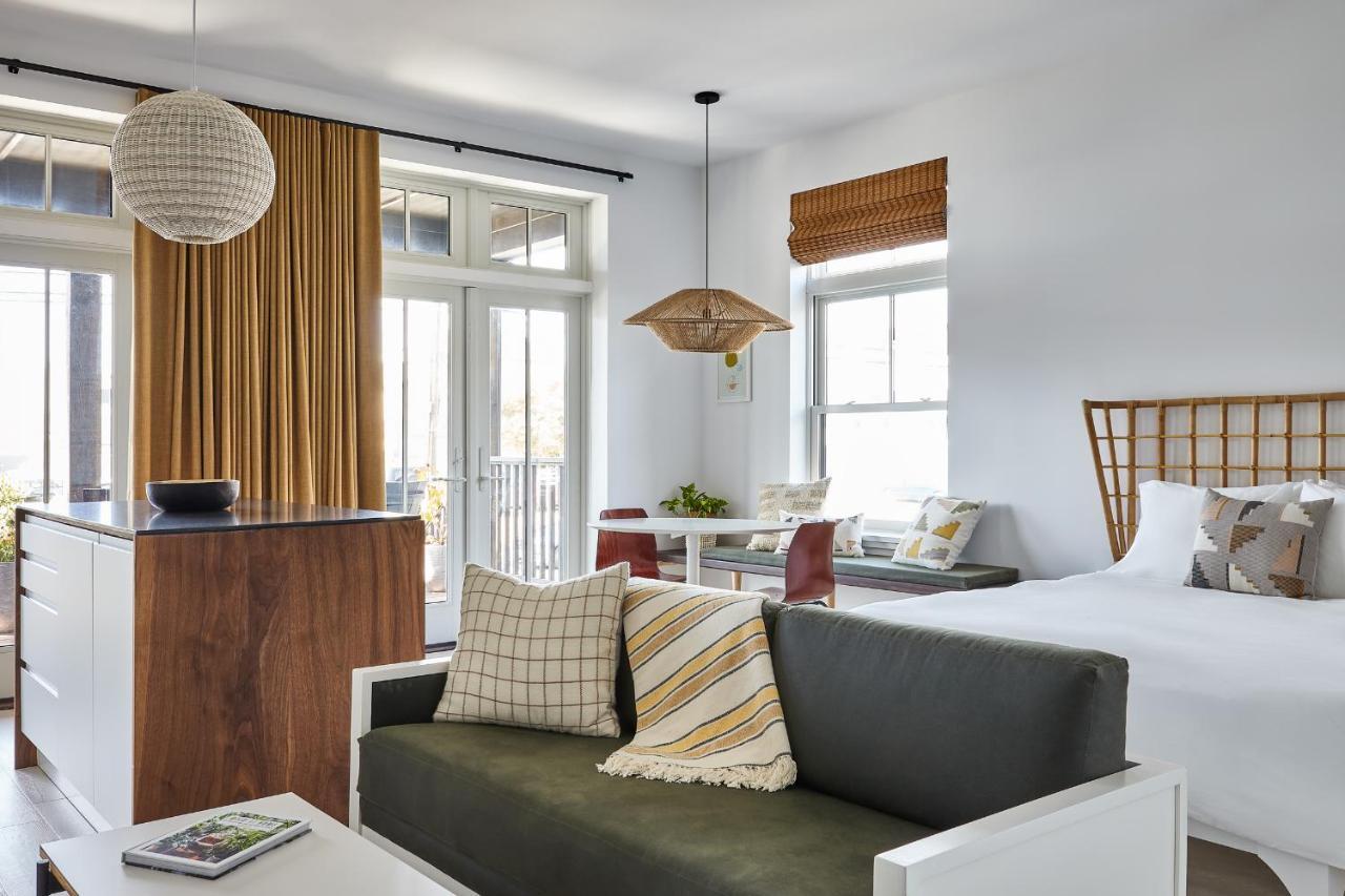 Lokal Hotel Кеп-Мей Екстер'єр фото